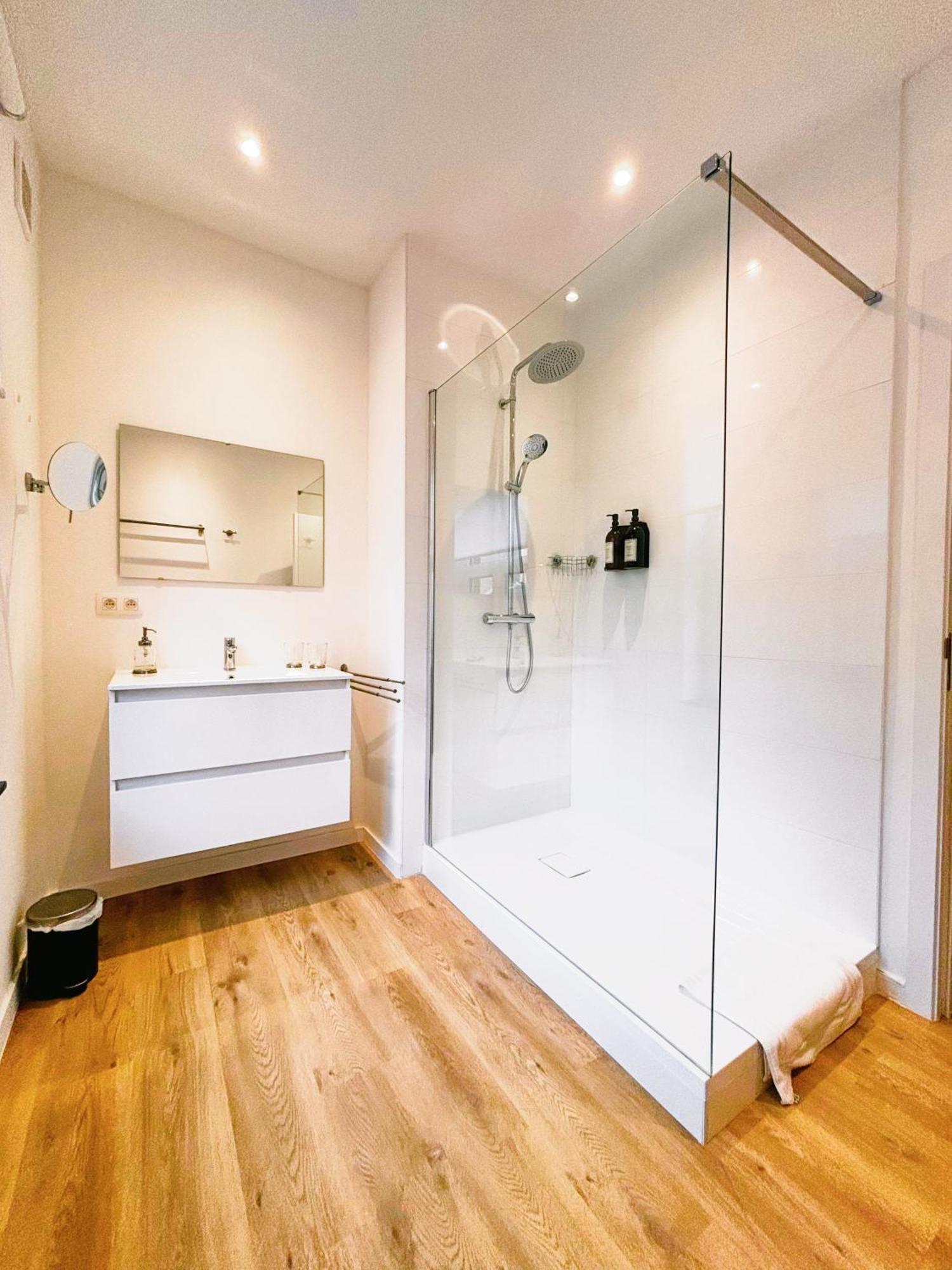 Urbanchic Appartement Cosy 1B Liege Ngoại thất bức ảnh